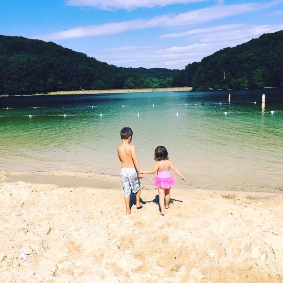 Meet your Posher, Lisa - Picture 5 of 5